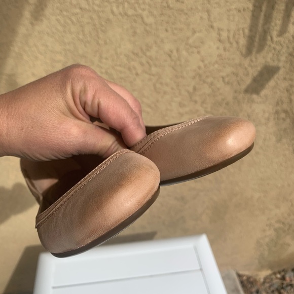 Frye ballet flats nude leather 7M - Picture 9 of 12